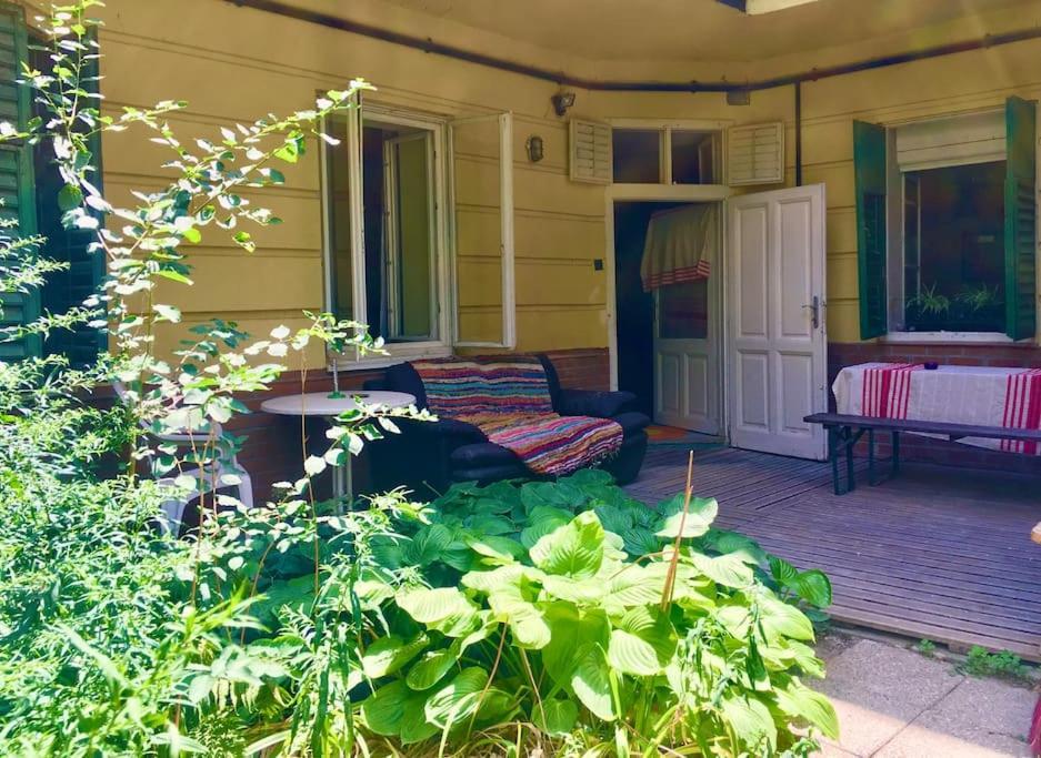 Vintage Studio Apartment, Garden And Free Parking Budapeszt Zewnętrze zdjęcie
